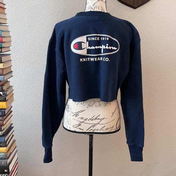 Champion Tops - Champion Reverse Weave Cropped Sweatshirt